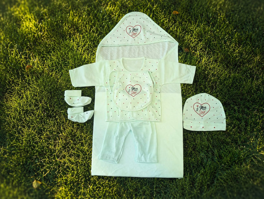 New Born Infant Premium 6-Piece Layette Gift Set – Cream & Crimson Heart Suit